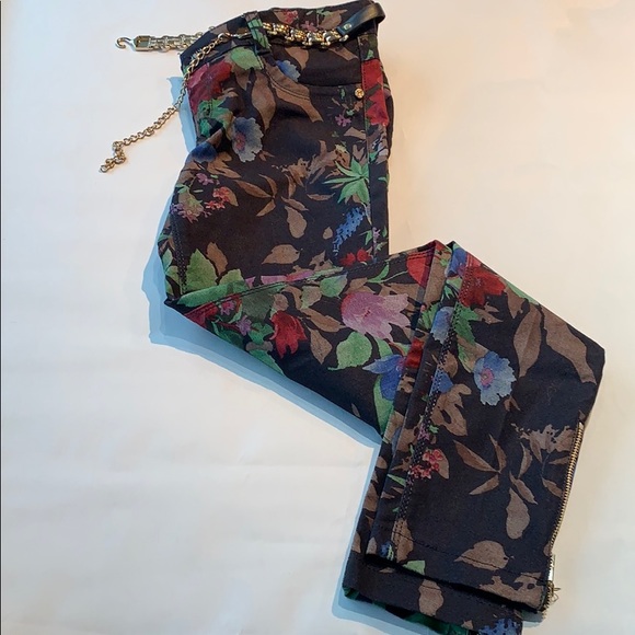 Estenstivo printed floral pants - Picture 2 of 3